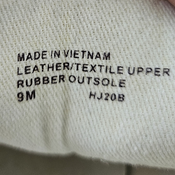 Michael Kors Sneaker Wedge - Picture 3 of 3